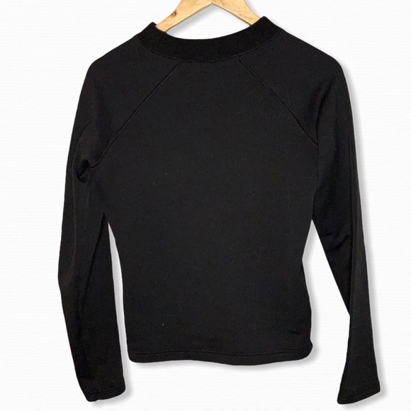 Patagonia Black Water Resistant Scoop Sweater - Picture 3 of 3